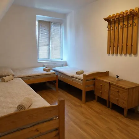 Sleep & Go Czech Republic - Auberge de jeunesse Kralupy nad Vltavou